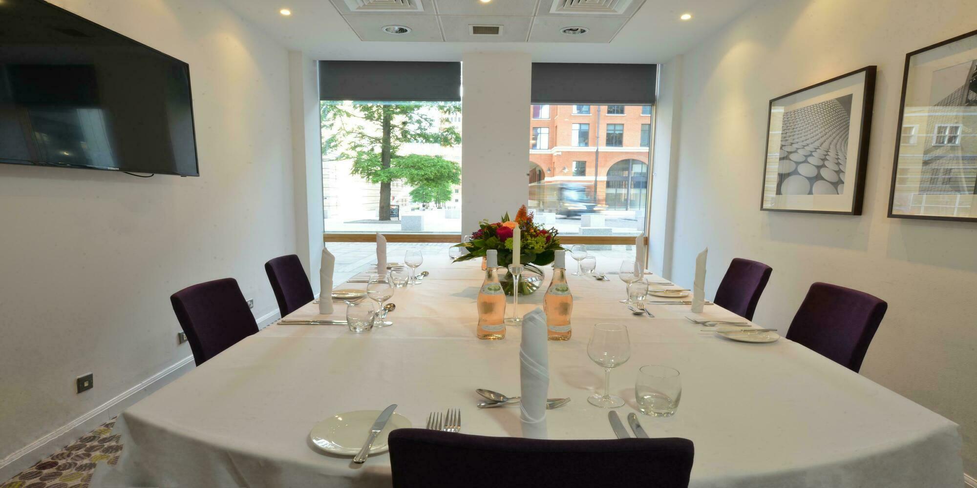 Hilton Garden Inn Birmingham Brindley Place Konforlar fotoğraf